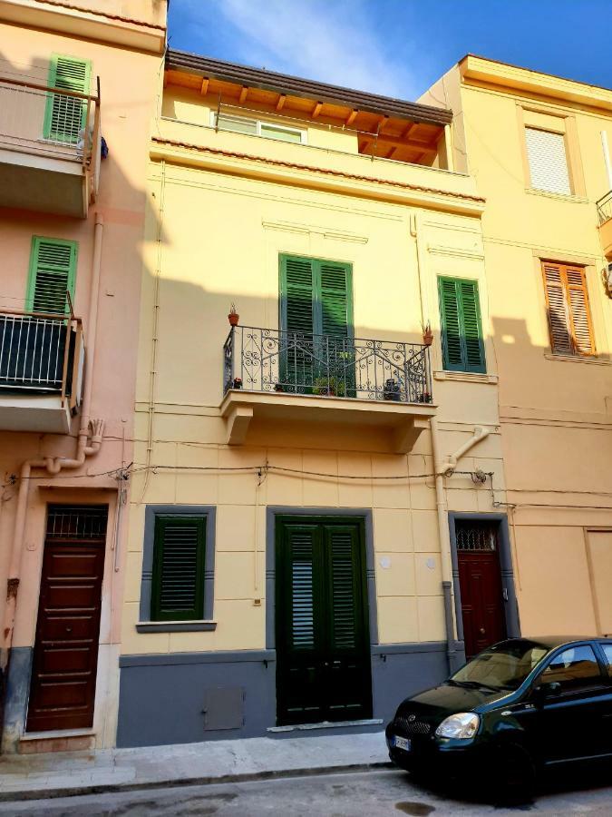 Апартаменти Rifinito Bilocale In Centro, Casa Verdi, 2° Piano Багерія Екстер'єр фото